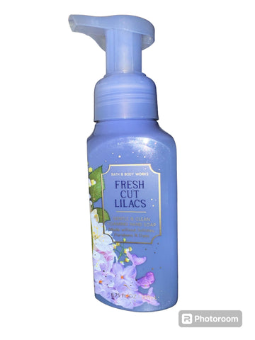 Bath & Body Works Fresh Cut Lilacs Foaming Hand Soap